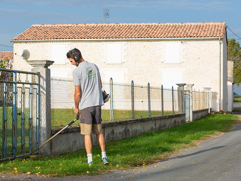 Le contrat d’entretien de jardin : comment choisir un contrat adapté à votre espace extérieur ?