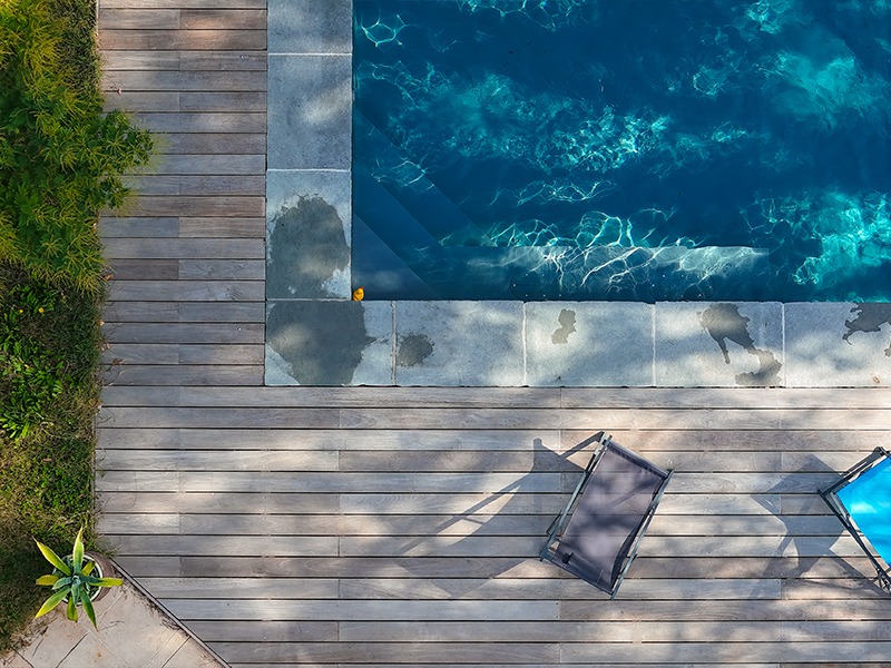 La pose d&rsquo;une terrasse bois : toutes les étapes pour bien réussir