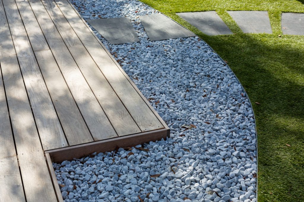 terrasse bois grisée dégrisage avant après traitement